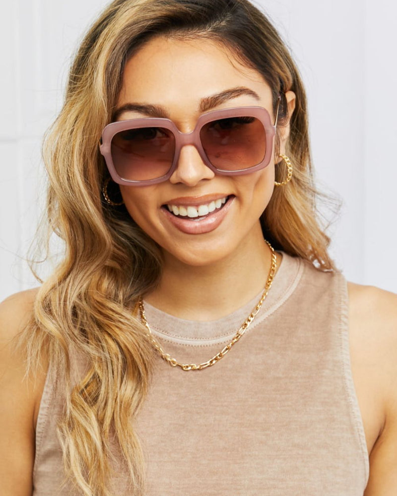 BEAUTIFUL I AM Square Metal-Plastic Hybrid Temple Sunglasses