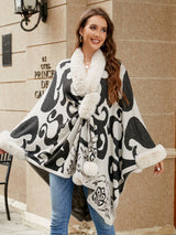 BEAUTIFUL I AM Faux Fur Trim Poncho