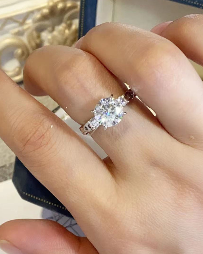 BEAUTIFUL I AM 2 Carat Moissanite 925 Jewelry Sterling Silver Ring