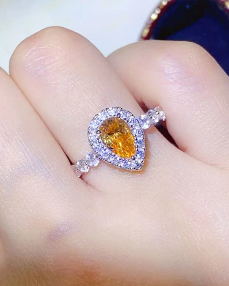 BEAUTIFUL I AM 1 Carat Moissanite Jewelry Contrast Teardrop Ring