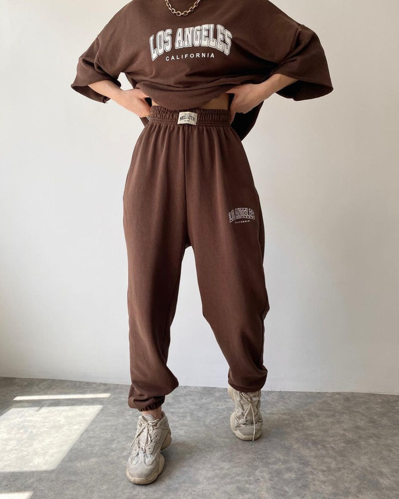 BEAUTIFUL I AM LOS ANGELES CALIFORNIA Graphic Sweatshirt and Sweatpants Joggers Set