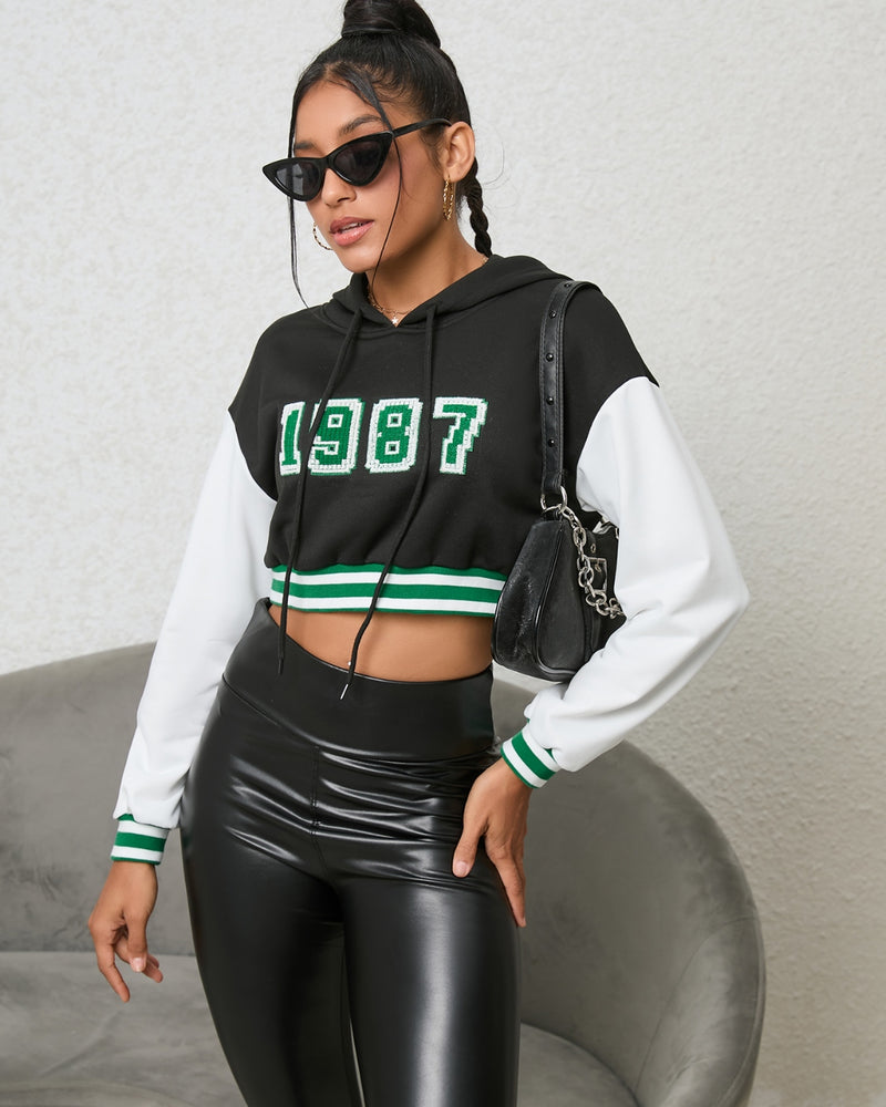 BEAUTIFUL I AM 1987 Graphic Cropped Hoodie